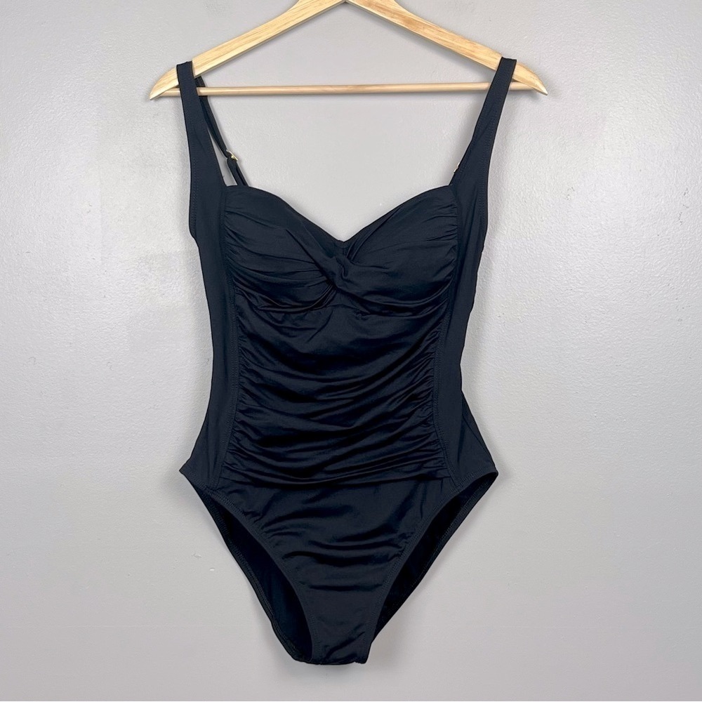 La Blanca Rod by Beattie black modest ruched 1 piece swimsuit, size 10.